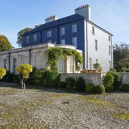 Churchtown Chateau Sleeps 12 With Wifi Churchtown (Kerry)