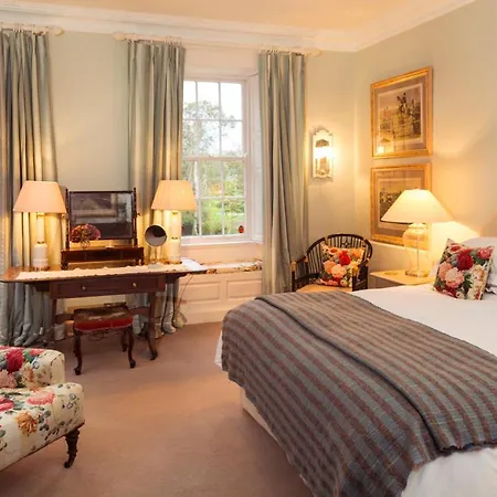 Churchtown Chateau Sleeps 12 With Wifi *